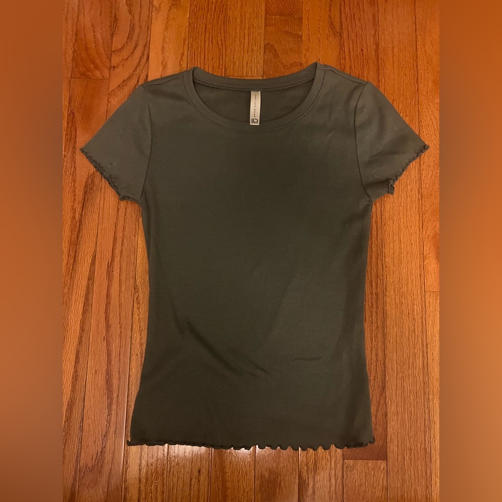 Dark olive green tee shirt!